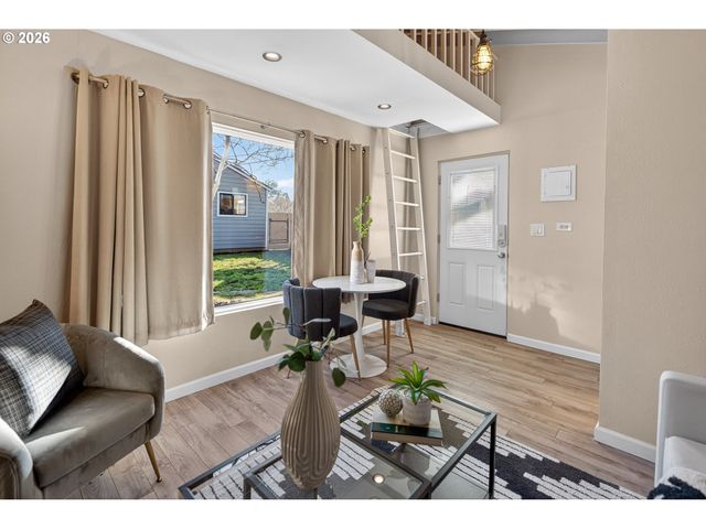 3929 Se 71ST Ave, Portland, OR 97206