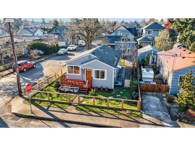 3929 Se 71ST Ave, Portland, OR 97206