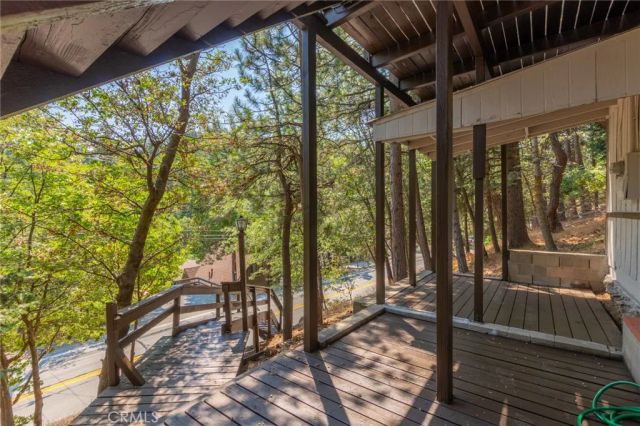 260 S Fairway Drive, Twin Peaks, CA 92391