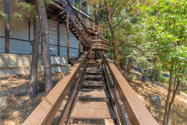 260 S Fairway Drive, Twin Peaks, CA 92391