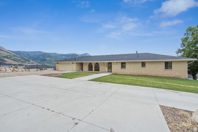 3696 N 475 E, North Ogden, UT 84414