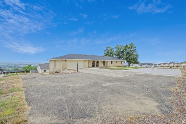 3696 N 475 E, North Ogden, UT 84414