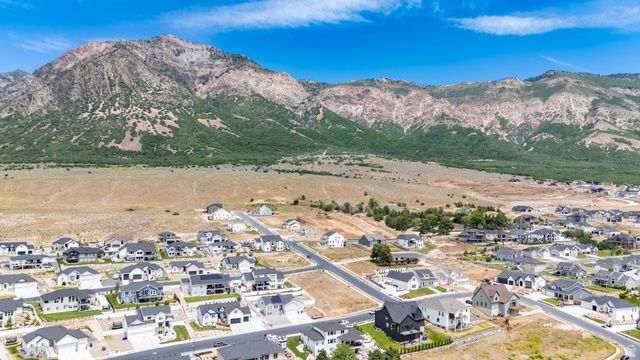 3696 N 475 E, North Ogden, UT 84414