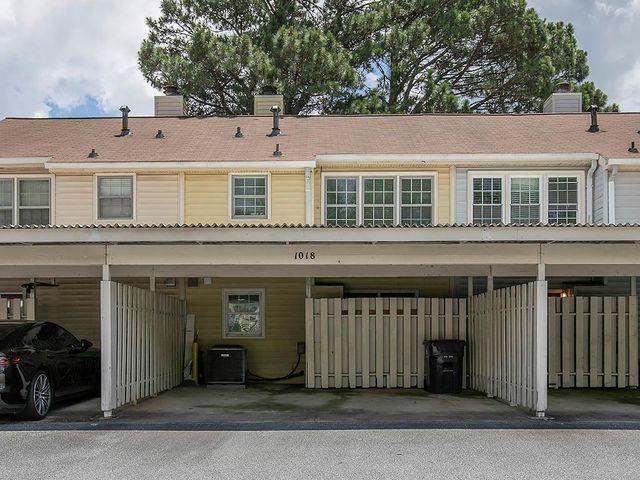 1018 Old Holcomb Bridge Road, Roswell, GA 30076