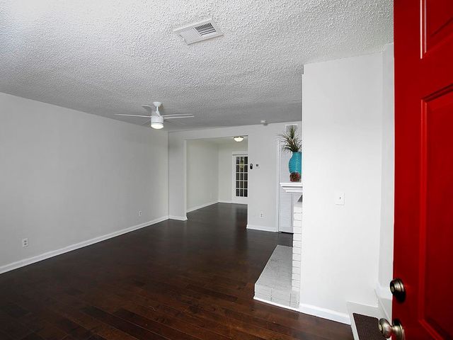 1018 Old Holcomb Bridge Road, Roswell, GA 30076