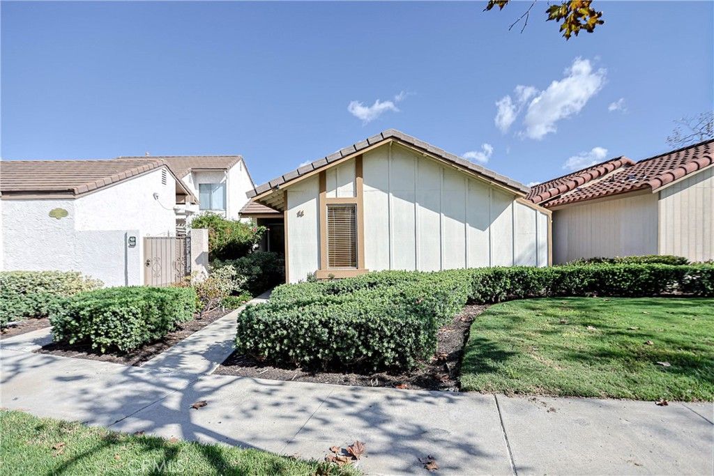11 Orchard, Irvine, CA 92618 — exterior