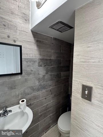 527 MAIN, Mcsherrystown, PA 17344