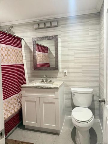 19456 114th Road, Saint Albans, NY 11412