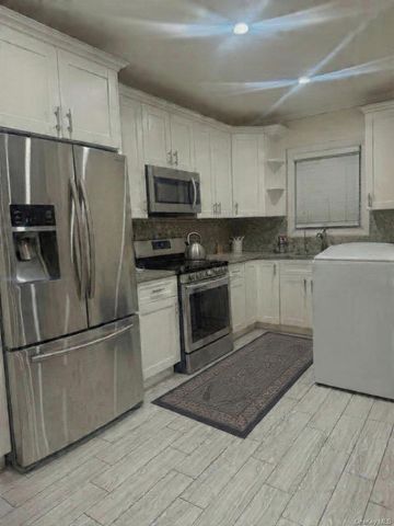 19456 114th Road, Saint Albans, NY 11412