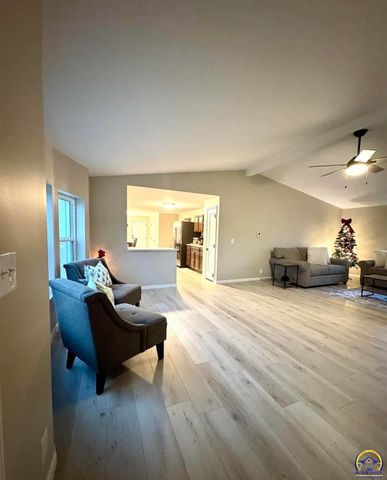 308 Herkimer ST, Oskaloosa, KS 66066
