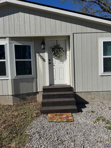 308 Herkimer ST, Oskaloosa, KS 66066