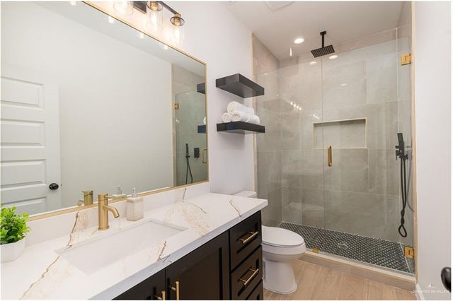 1706 Foxtail Street, Donna, TX 78537