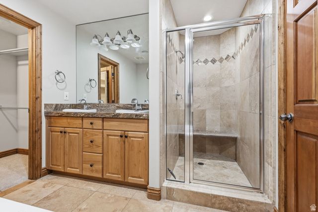 3160 E OLD RIDGE CIR, Cottonwood Heights, UT 84121