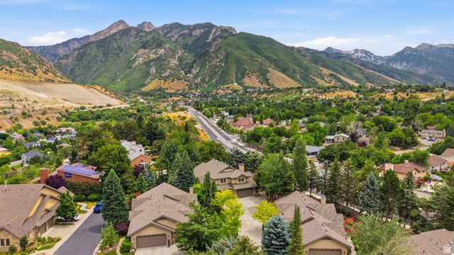 3160 E OLD RIDGE CIR, Cottonwood Heights, UT 84121
