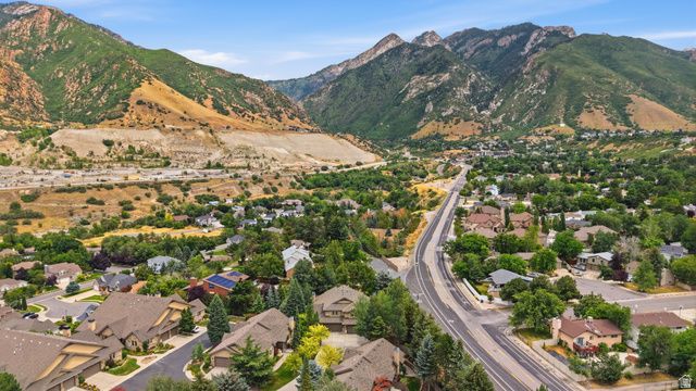 3160 E OLD RIDGE CIR, Cottonwood Heights, UT 84121