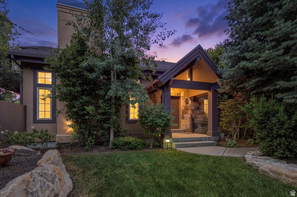 3160 E OLD RIDGE CIR, Cottonwood Heights, UT 84121