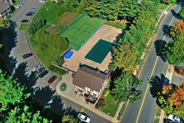 215 Foxwood Lane, Milford, CT 06461