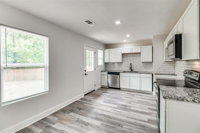 1201 Ridgewood Road, Denison, TX 75020