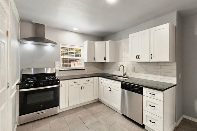 3617 Willing Avenue, Fort Worth, TX 76110