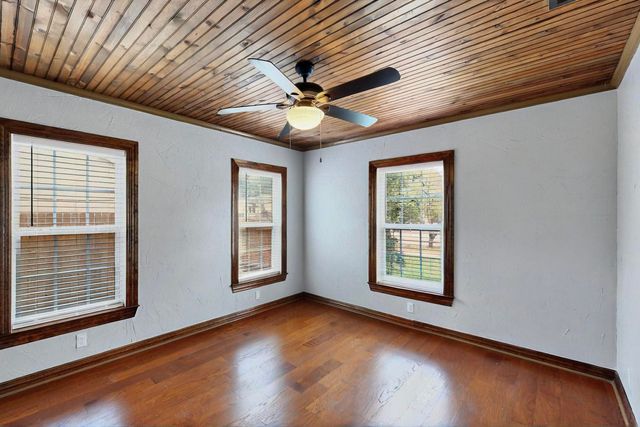 3617 Willing Avenue, Fort Worth, TX 76110