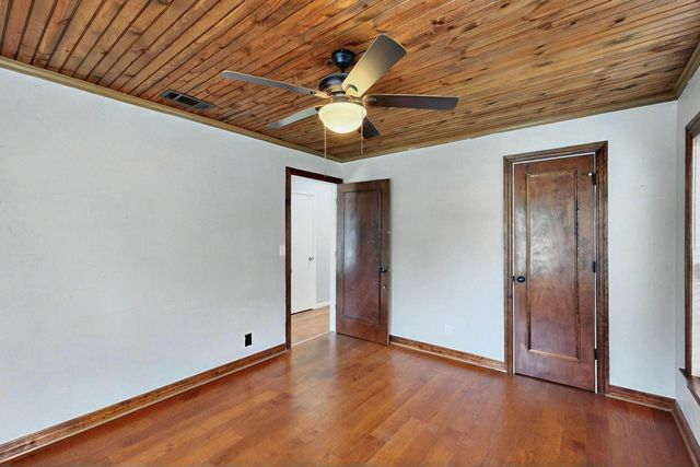3617 Willing Avenue, Fort Worth, TX 76110