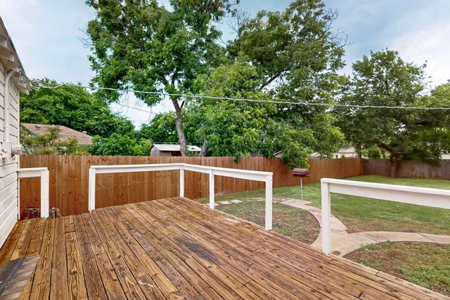 3617 Willing Avenue, Fort Worth, TX 76110