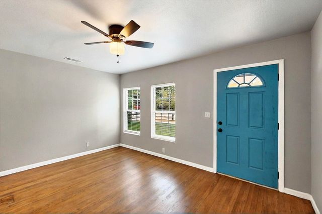 3617 Willing Avenue, Fort Worth, TX 76110