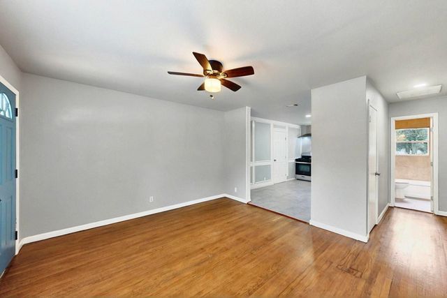 3617 Willing Avenue, Fort Worth, TX 76110