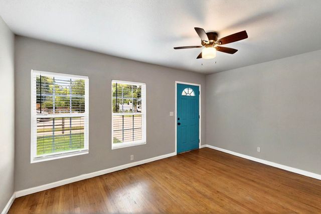3617 Willing Avenue, Fort Worth, TX 76110