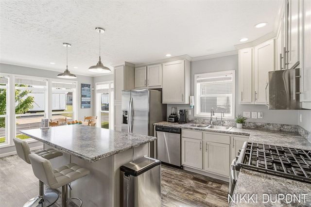 5254 W Scenic Turn Lane, Holland, MI 49423