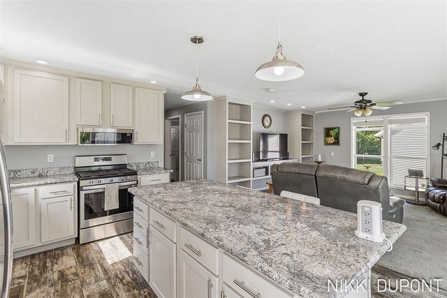 5254 W Scenic Turn Lane, Holland, MI 49423
