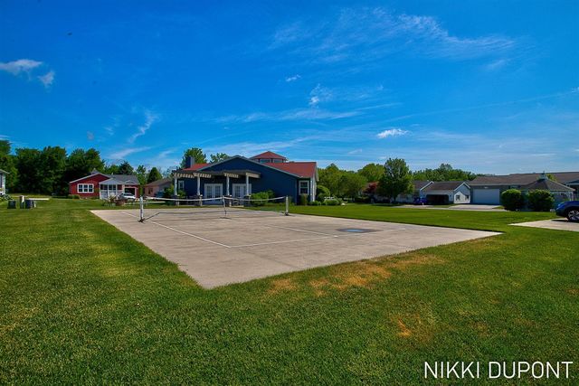 5254 W Scenic Turn Lane, Holland, MI 49423