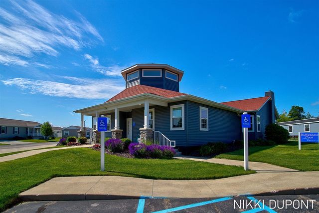 5254 W Scenic Turn Lane, Holland, MI 49423