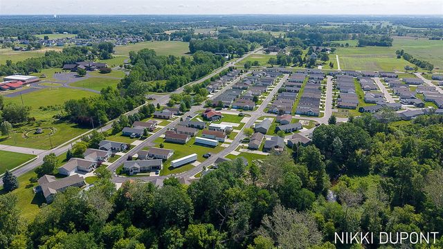 5254 W Scenic Turn Lane, Holland, MI 49423