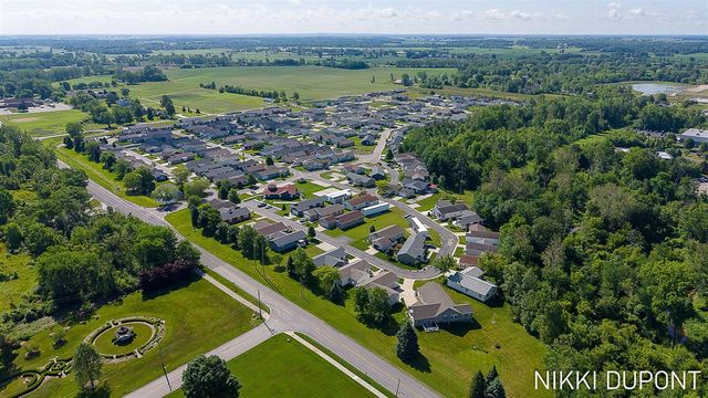 5254 W Scenic Turn Lane, Holland, MI 49423
