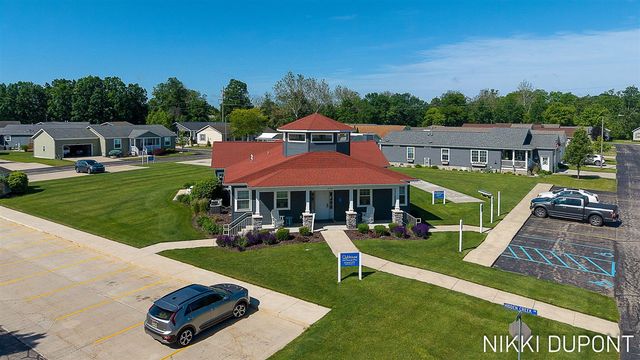 5254 W Scenic Turn Lane, Holland, MI 49423