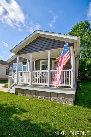 5254 W Scenic Turn Lane, Holland, MI 49423