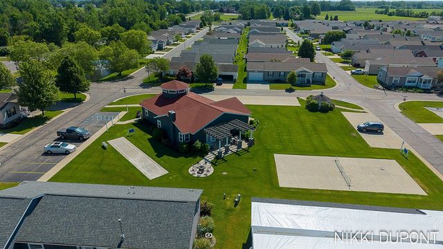 5254 W Scenic Turn Lane, Holland, MI 49423