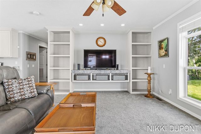 5254 W Scenic Turn Lane, Holland, MI 49423