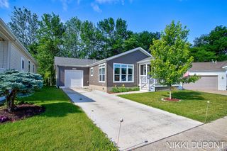 5254 W Scenic Turn Lane, Holland, MI 49423