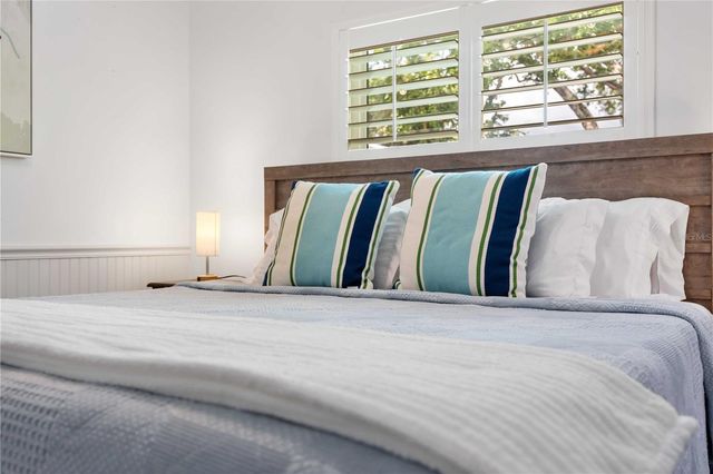 1865 ORCHID STREET, Sarasota, FL 34239