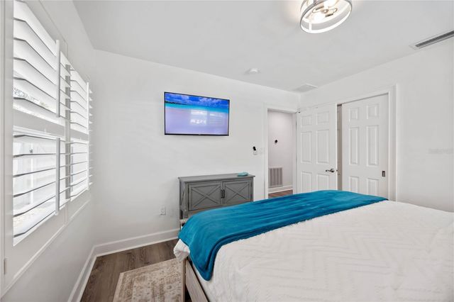 1865 ORCHID STREET, Sarasota, FL 34239