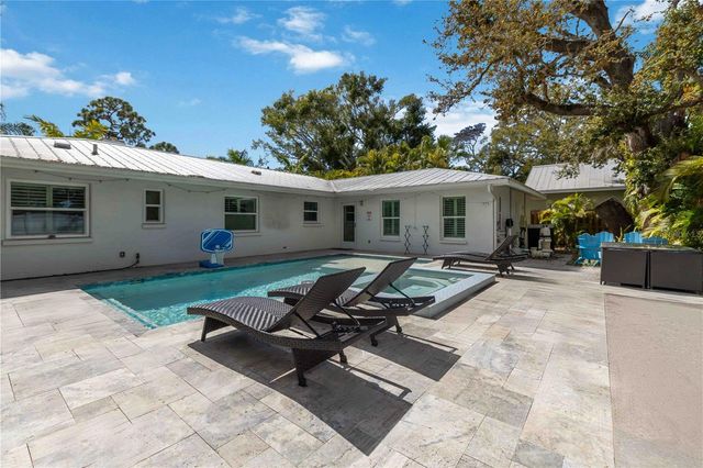 1865 ORCHID STREET, Sarasota, FL 34239