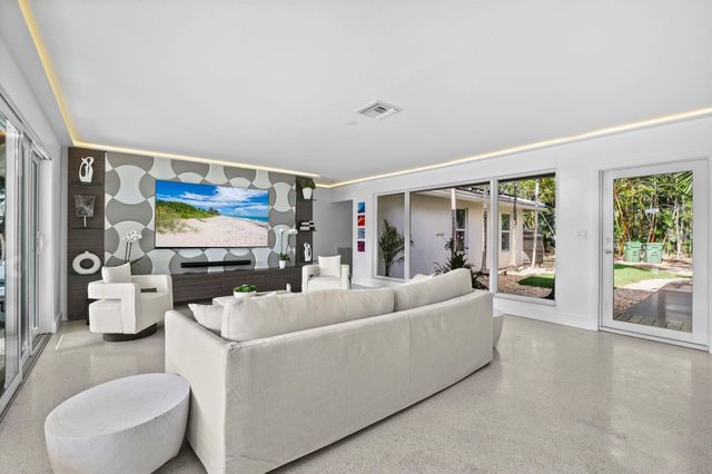 1321 Tangelo Isle, Fort Lauderdale, FL 33315