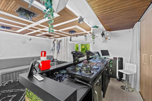 1321 Tangelo Isle, Fort Lauderdale, FL 33315