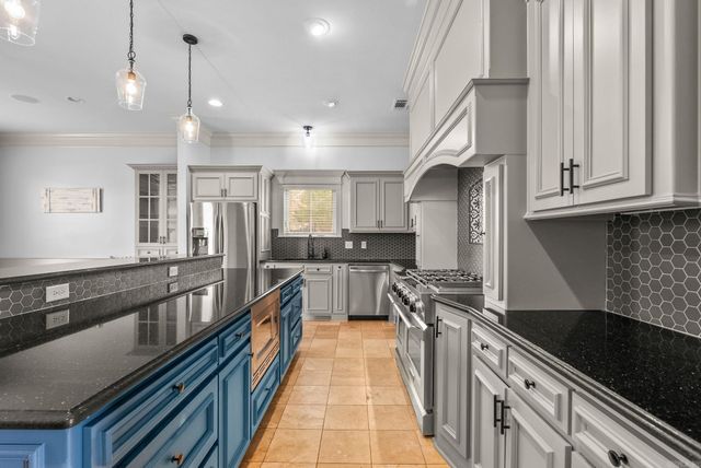 7422 Palm Beach Avenue, Benton, AR 72019