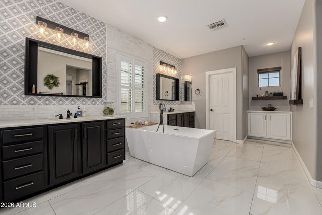 20872 W EASTVIEW Way, Buckeye, AZ 85396