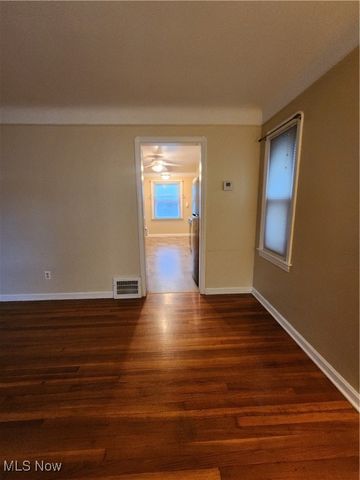 17600 Glenshire Avenue, Cleveland, OH 44135