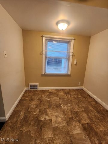 17600 Glenshire Avenue, Cleveland, OH 44135