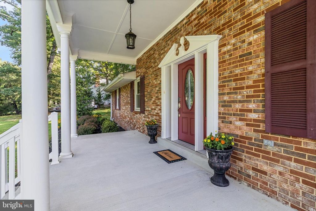 11215 MAPLEWOOD DR, Dunkirk, MD 20754